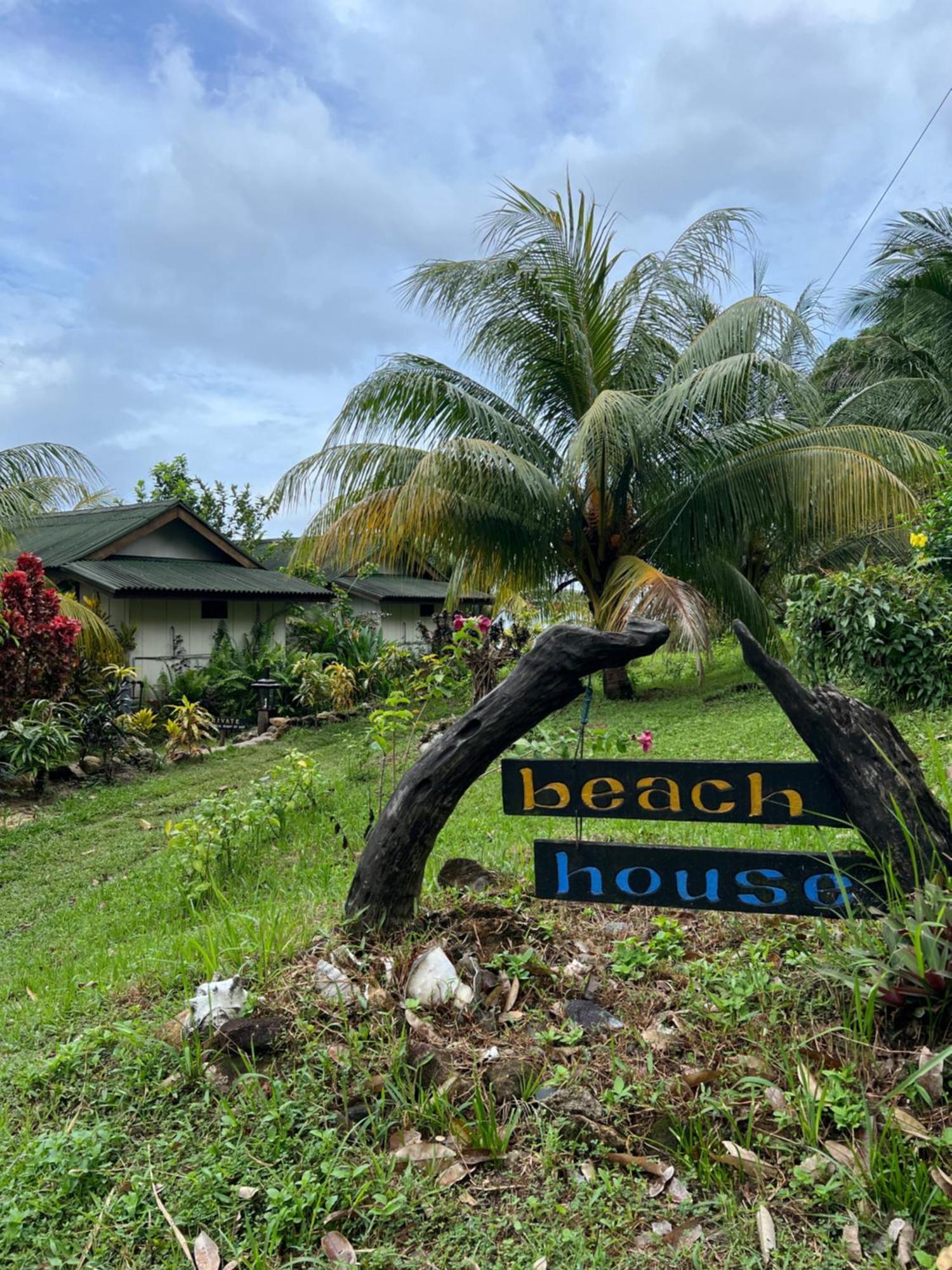 Beach House Kampung Genting 外观 照片
